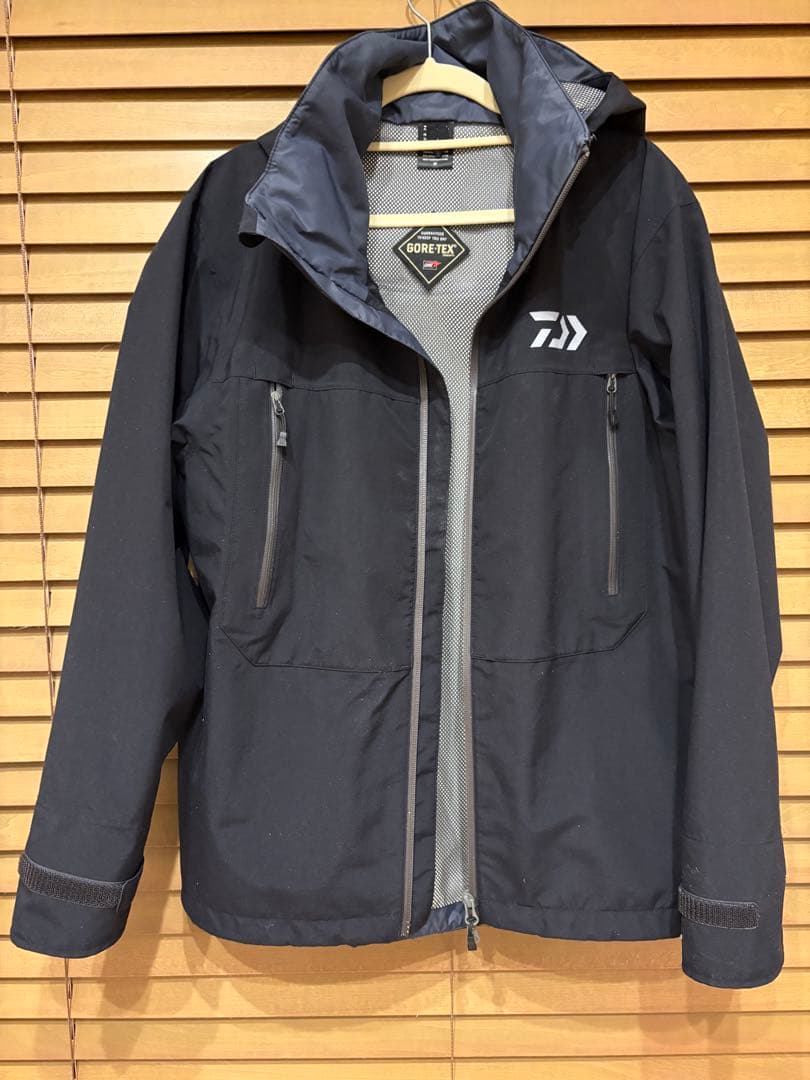 Daiwa GORE-TEX プロダクト　レインスーツ ブラック　DR−1906