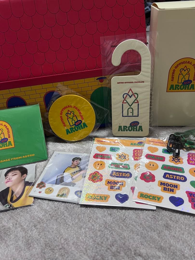 AROHA & SWITCH ON ファンミーティンググッズ セットなど