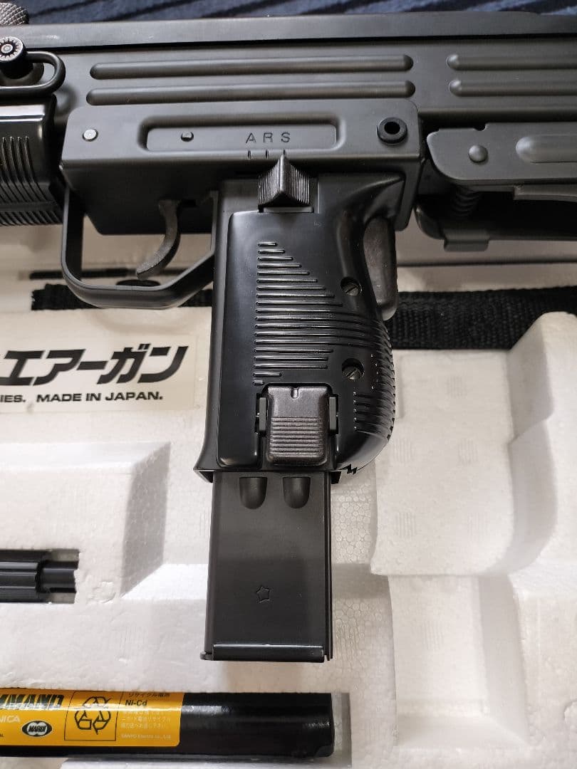 UZI SMG　ウージーサブマシンガン　東京マルイ　電動　ジャンク　18歳以上