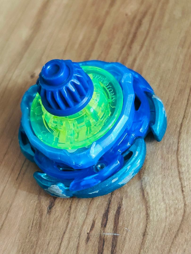 【美品】エアロペガサス　ベイブレードX