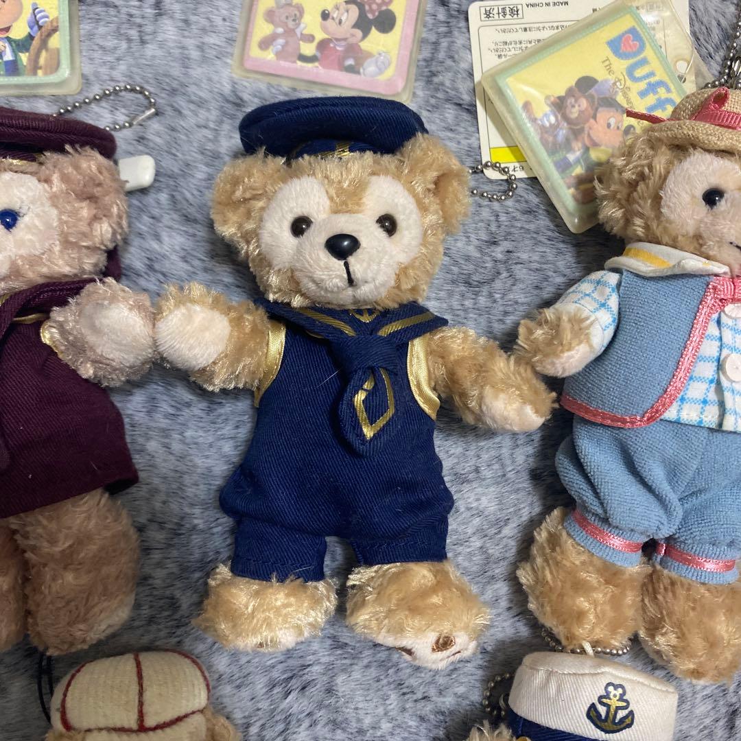 ダッフィー　シェリーメイ　ぬいぐるみバッジ