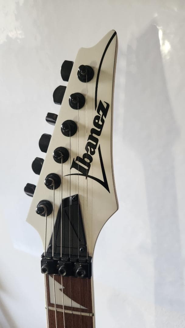 Ibanez RG350DXZ ホワイト｜新品に近い｜ケース付