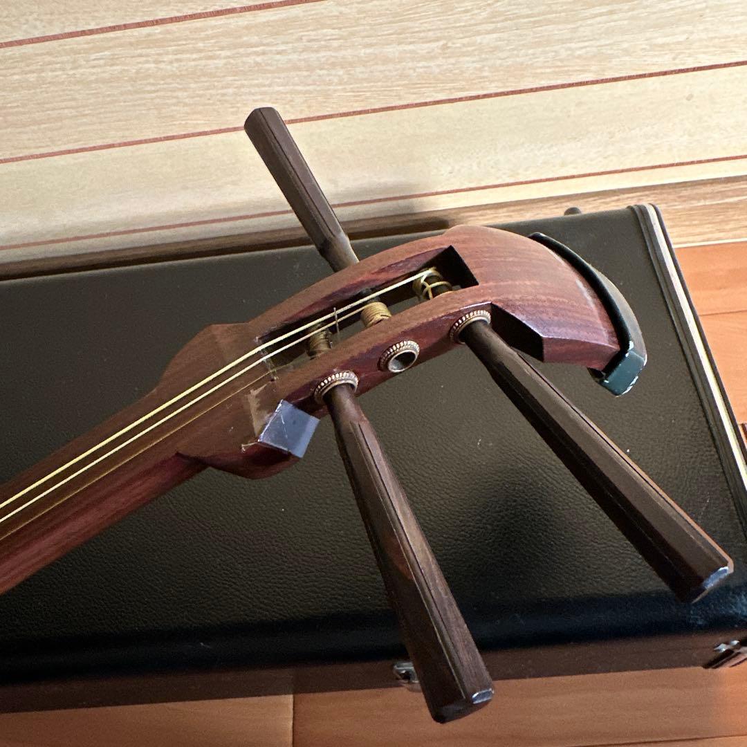 三味線本体 細棹 ハードケース付き 秋田三味線 長唄等 ３弦 訳あり