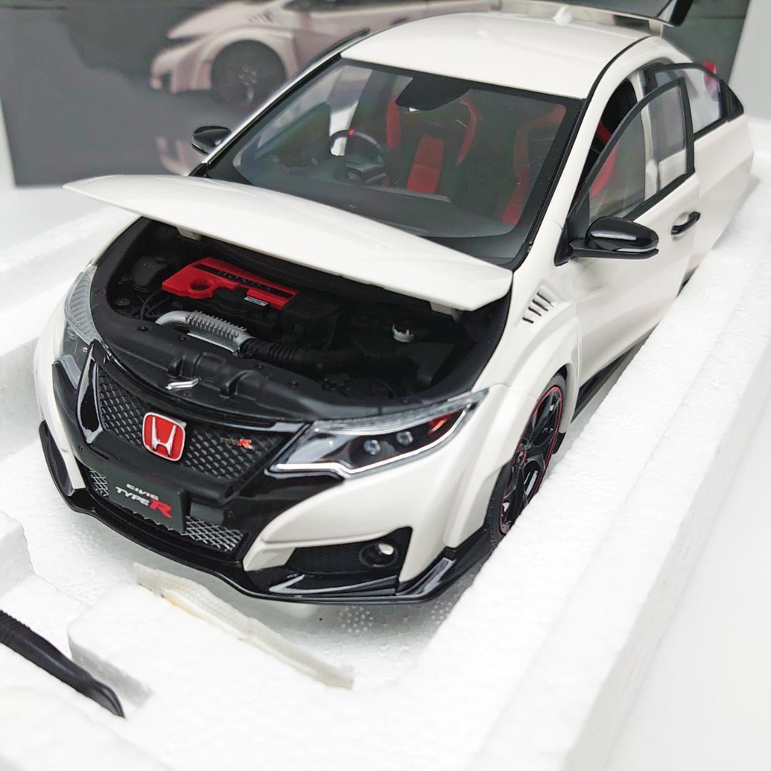 《未使用》1/18　EBBRO　ホンダ　シビック　タイプ　R　2015　白　模型