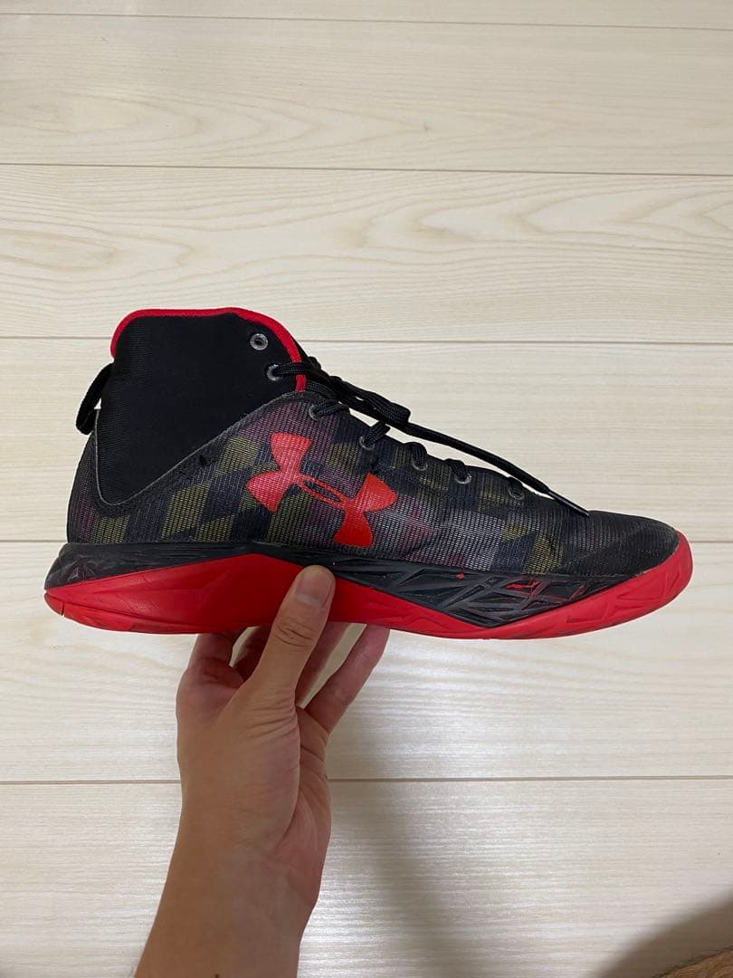 Under Armour バスケットシューズ Micro G Fireshot