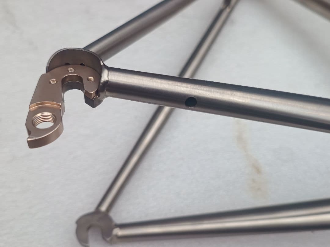 チタン製ロードバイクフレーム