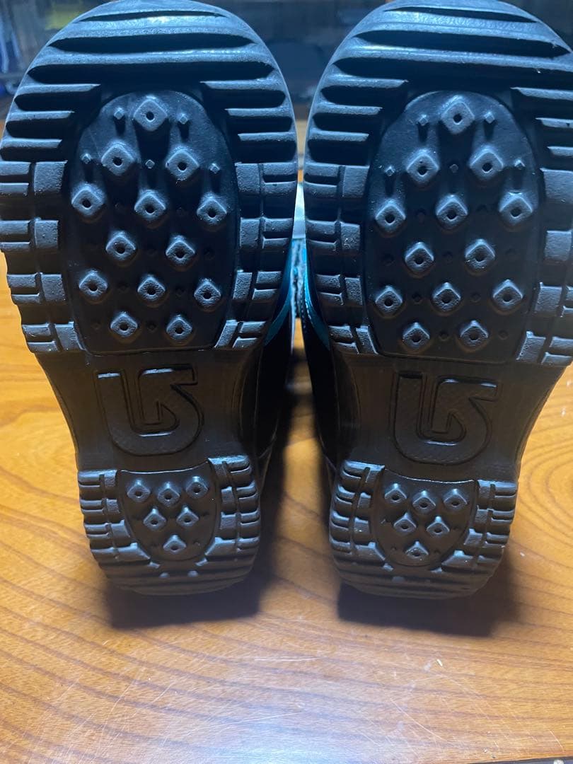 83様用　Burton スノーボードブーツ BOAシステム　22cm