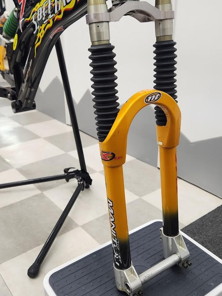 中古 スペシャライズド FSR ショーンパーマーモデルフレームセット