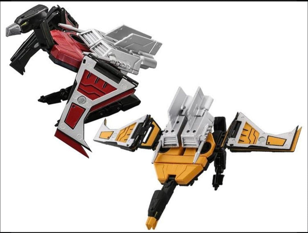 非正規　トランスフォーマー 　カセットロン「ヴォルチャー　バザード」２種セット