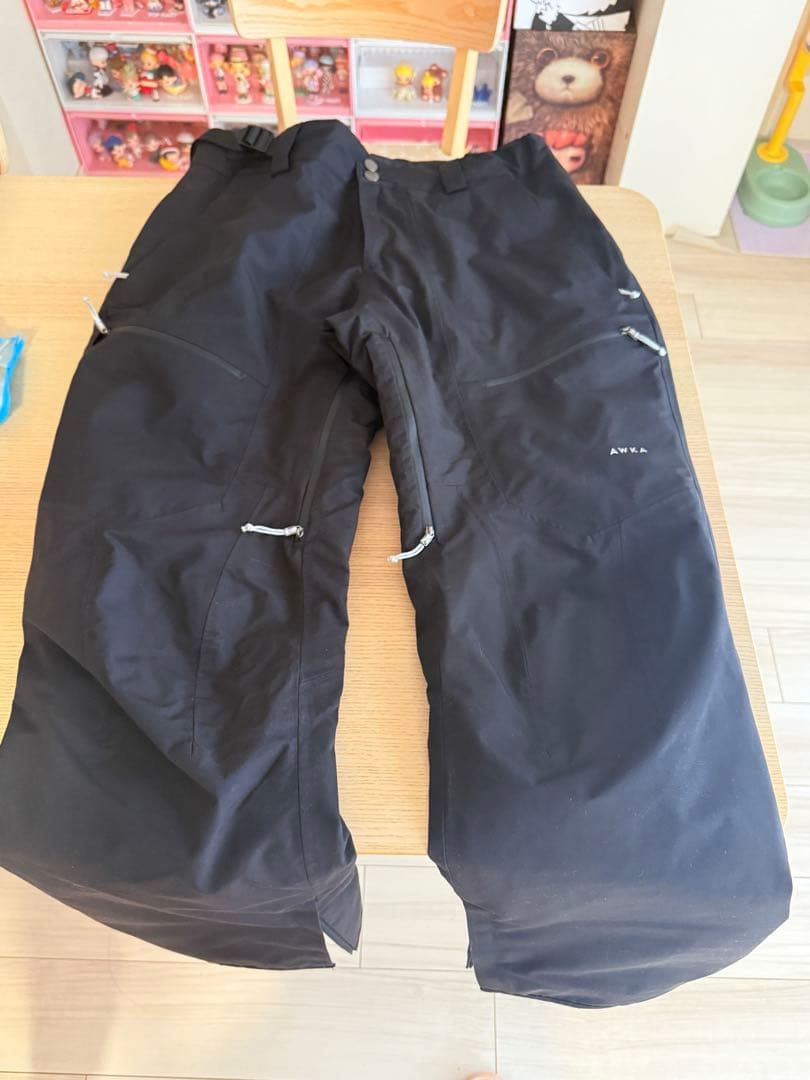 AWKA ブラック スノーボードパンツ　男女兼用 防水・保温