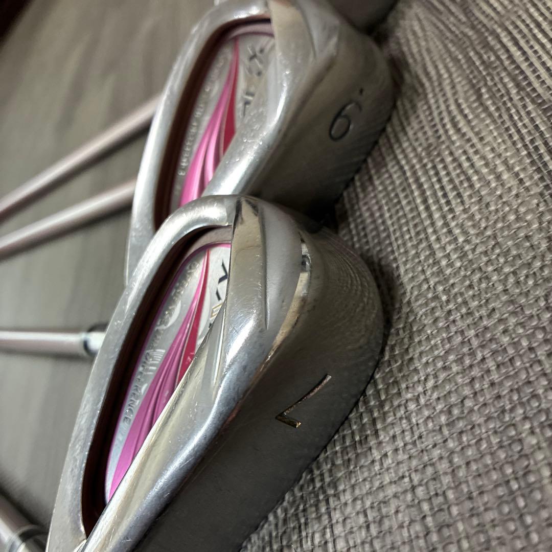 ゼクシオ11レディース アイアンセット シルバー/ピンク