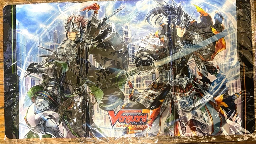 忠義の騎士 ベディヴィア× 友誼の騎士 ケイ　プレイマット