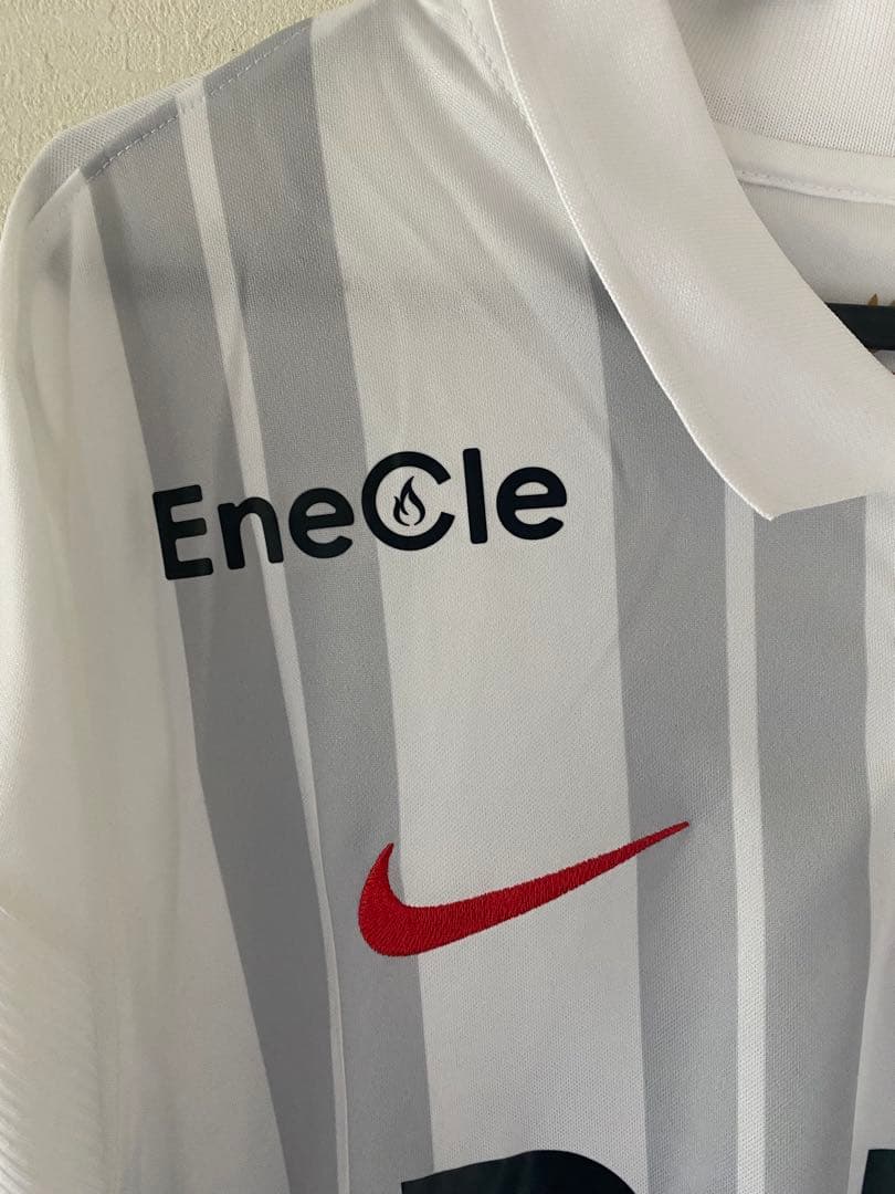 ☆新品☆送料無料☆NIKE(ナイキ)浦和レッズユニフォーム☆小泉佳穂選手☆