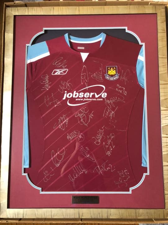 ウエストハムユナイテッド　サイン入りユニフォーム　証明書付き