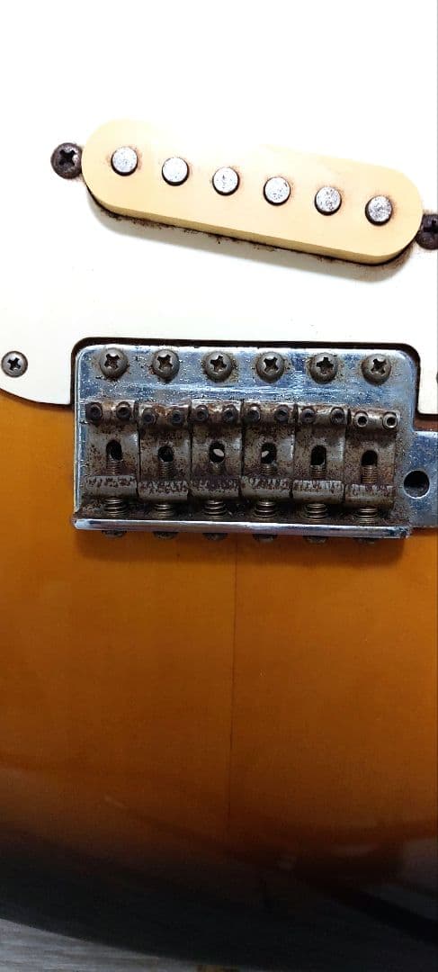 Fender ストラトキャスター サンバースト