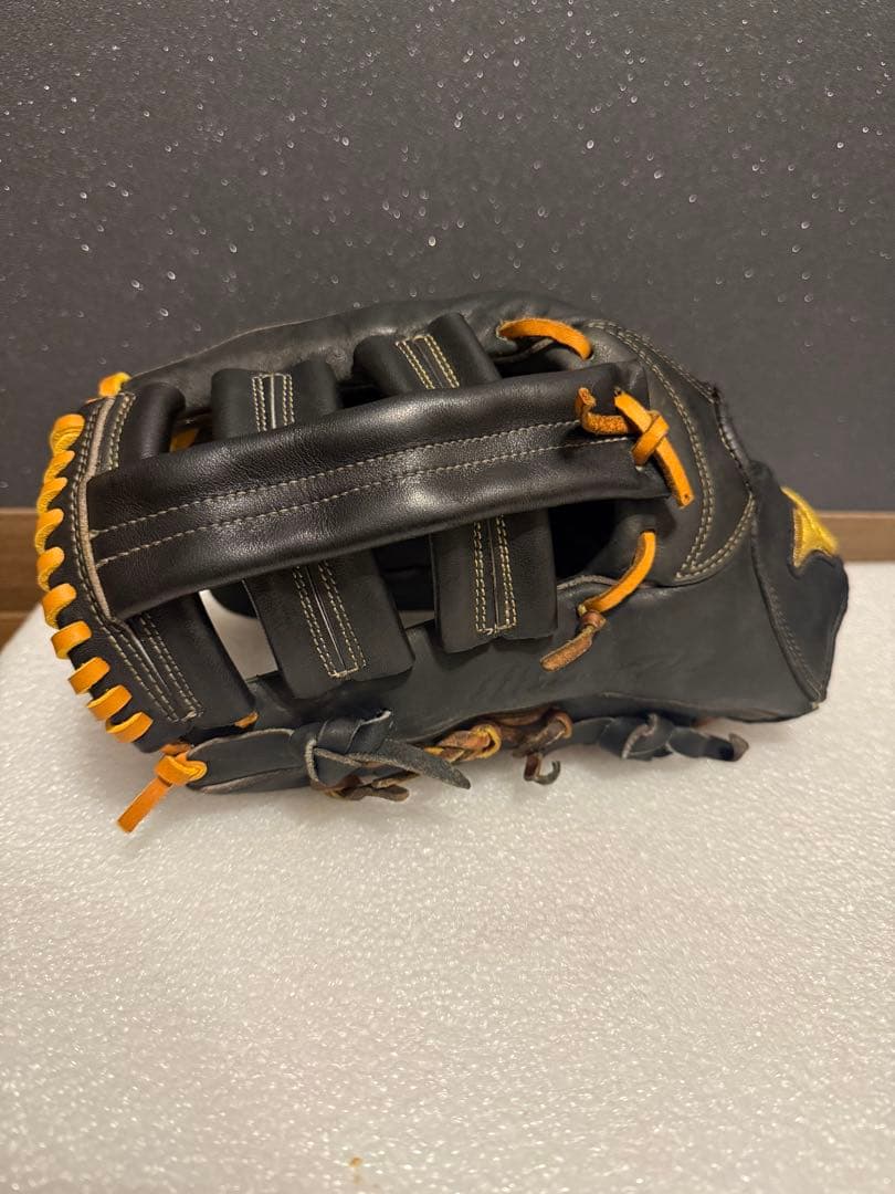 ★人気★ ミズノ 最高級 ミズノプロ 硬式外野手 左 良型 紐交換 ウェブ交換