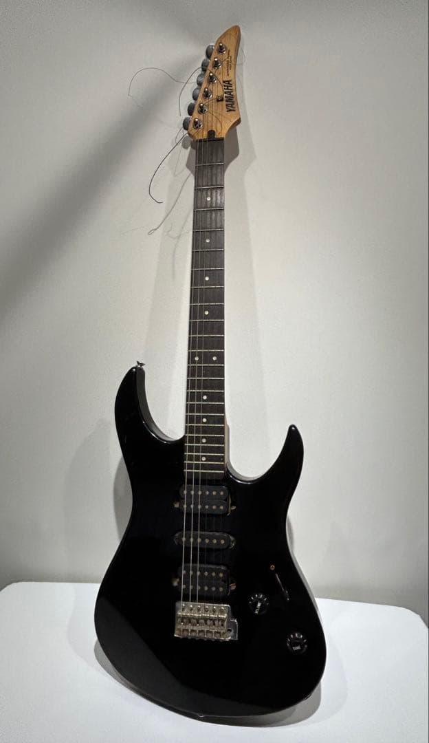 ヤマハ　advanced form YGX121D エレキギター　ブラック