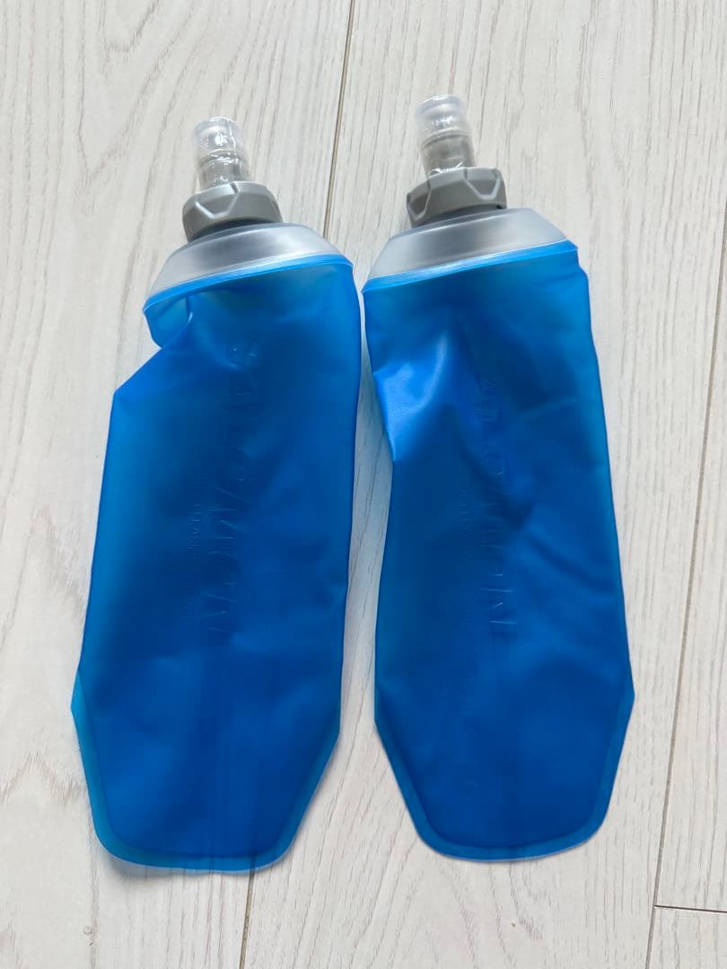 【新品未使用】SALOMON ACTIVE SKIN 8 Mサイズ フラスク付き