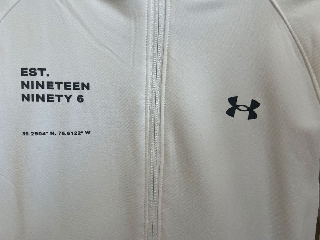 Under Armour ウィンドブレーカー 裏起毛ホワイト