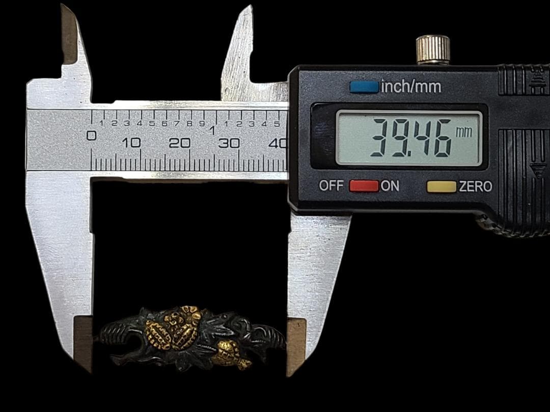 目貫 刀装具 鍔 日本刀 真剣 刀 骨董 アンティークコレクション 短刀 拵え3