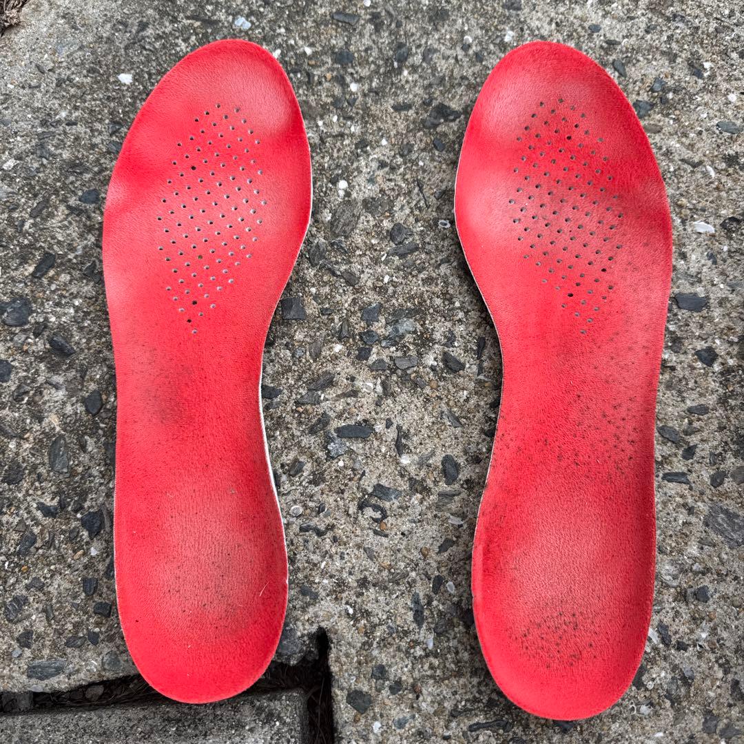 サッカースパイク ネメシス