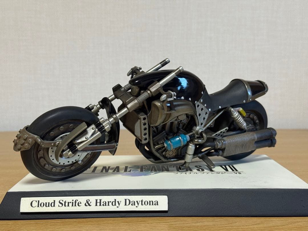 FF7コールドキャストモデルクラウド＆ハーディデイトナ