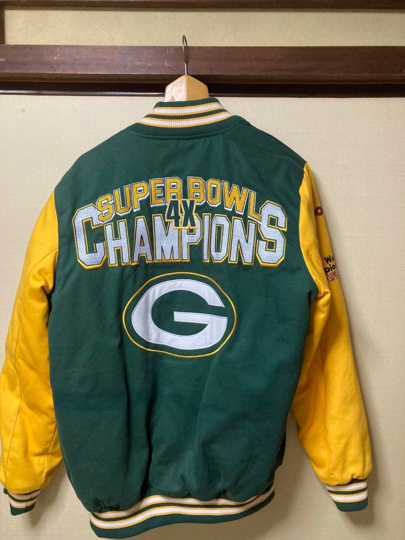 NFL グリーンベイ パッカーズ スタジャン ジャケット チャンピオン　Mサイズ