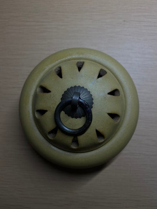 中国宜興（ぎこう）制香炉