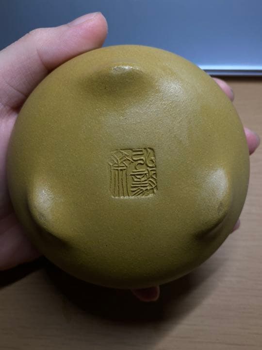 中国宜興（ぎこう）制香炉