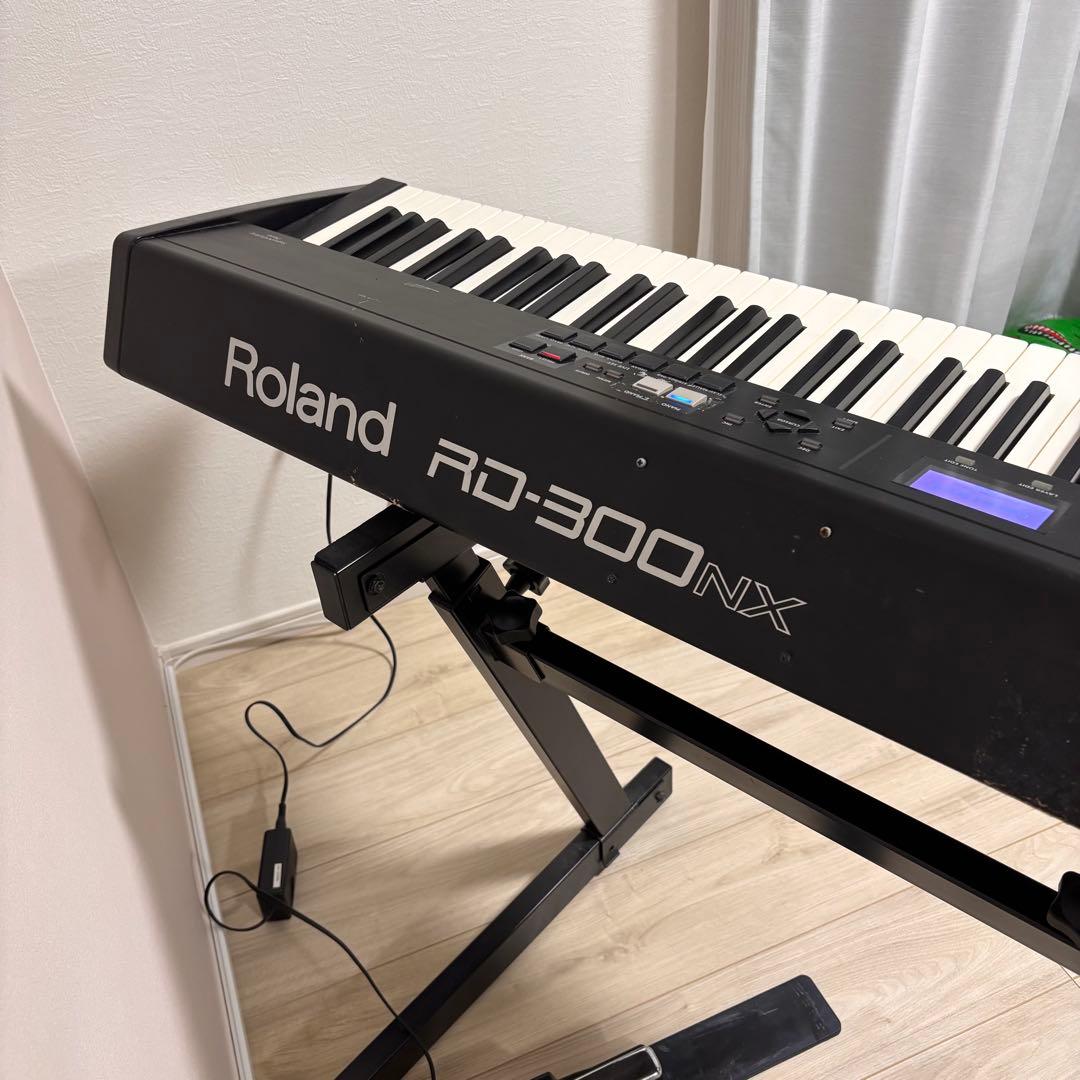 Roland RD-300NX ステージピアノ　2015年製