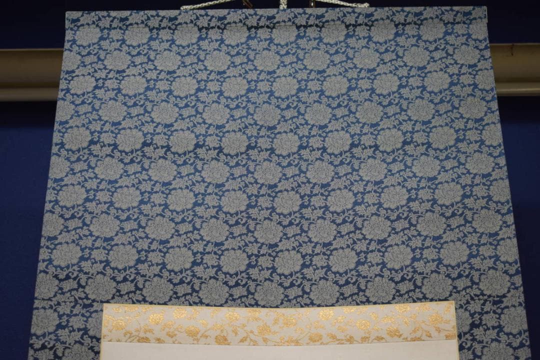 真作/中西素秋/秋山飛泉/山水人物滝図/桐共箱付/布袋屋掛軸HI-872