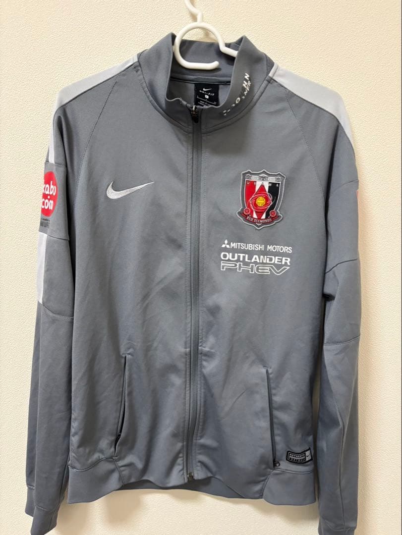 【支給品】Nike浦和レッズ グレージッパー