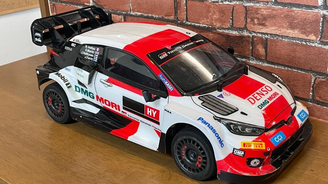 タミヤTT-02 type-XV GRヤリスラリー１ハイブリッドボディ付き