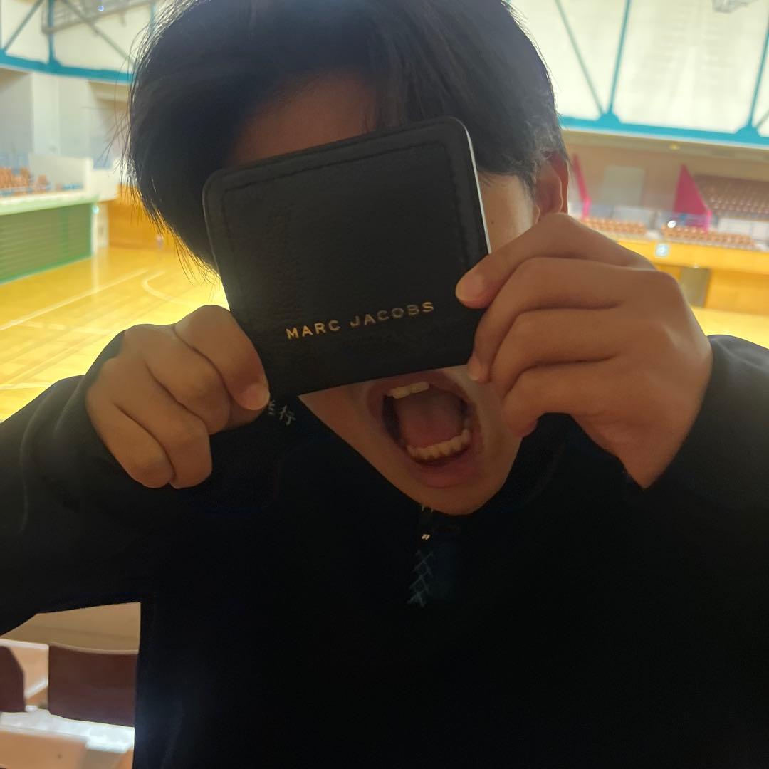 アイドル MARC JACOBS Nob collab ver.Hina