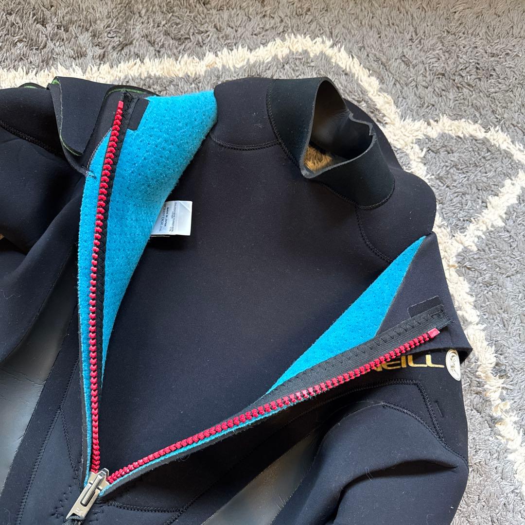 オニール5/3㎜セミドライ176cm70kg