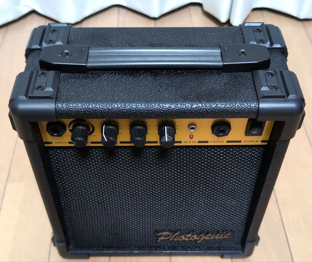 Fender Stratocaster ワインレッド+Plastiqueアンプ