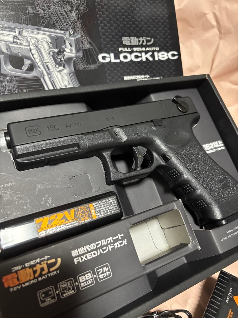 東京マルイ　GLOCK18C※付属品あり