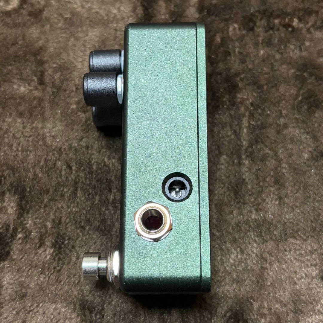 ベース One Control Hooker's Green Bass Machine