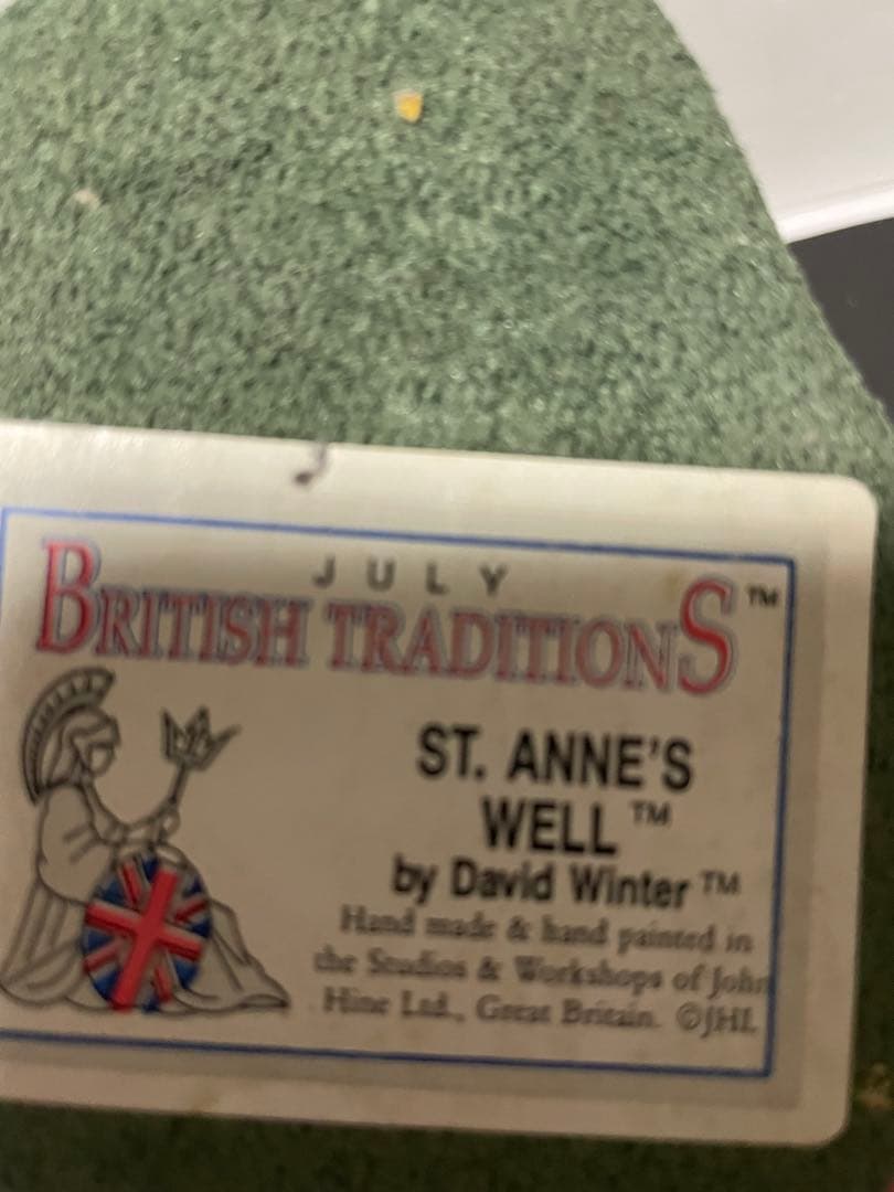 St. Anne's Well 陶器装飾品イギリス