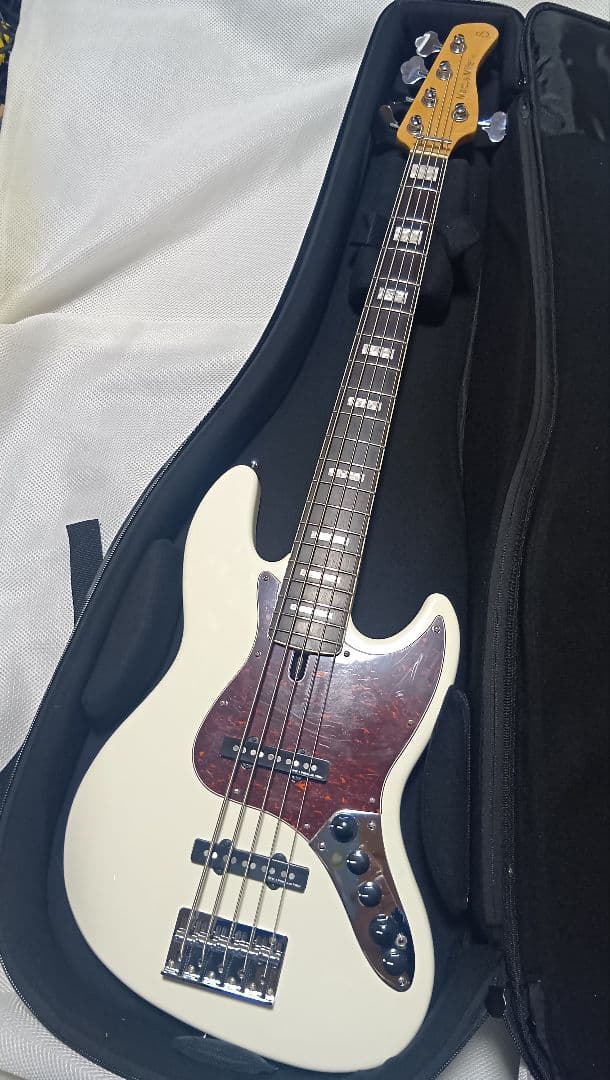 Sire V7 5ST Alder Antique White 5弦 アクティブ