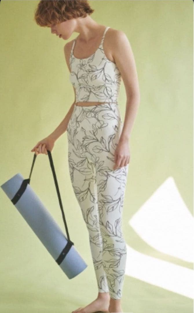 エミヨガ emmi yoga セットアップ M