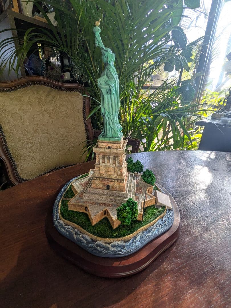 希少 公式限定品！美しい 自由の女神 像 証明書付 アメリカ