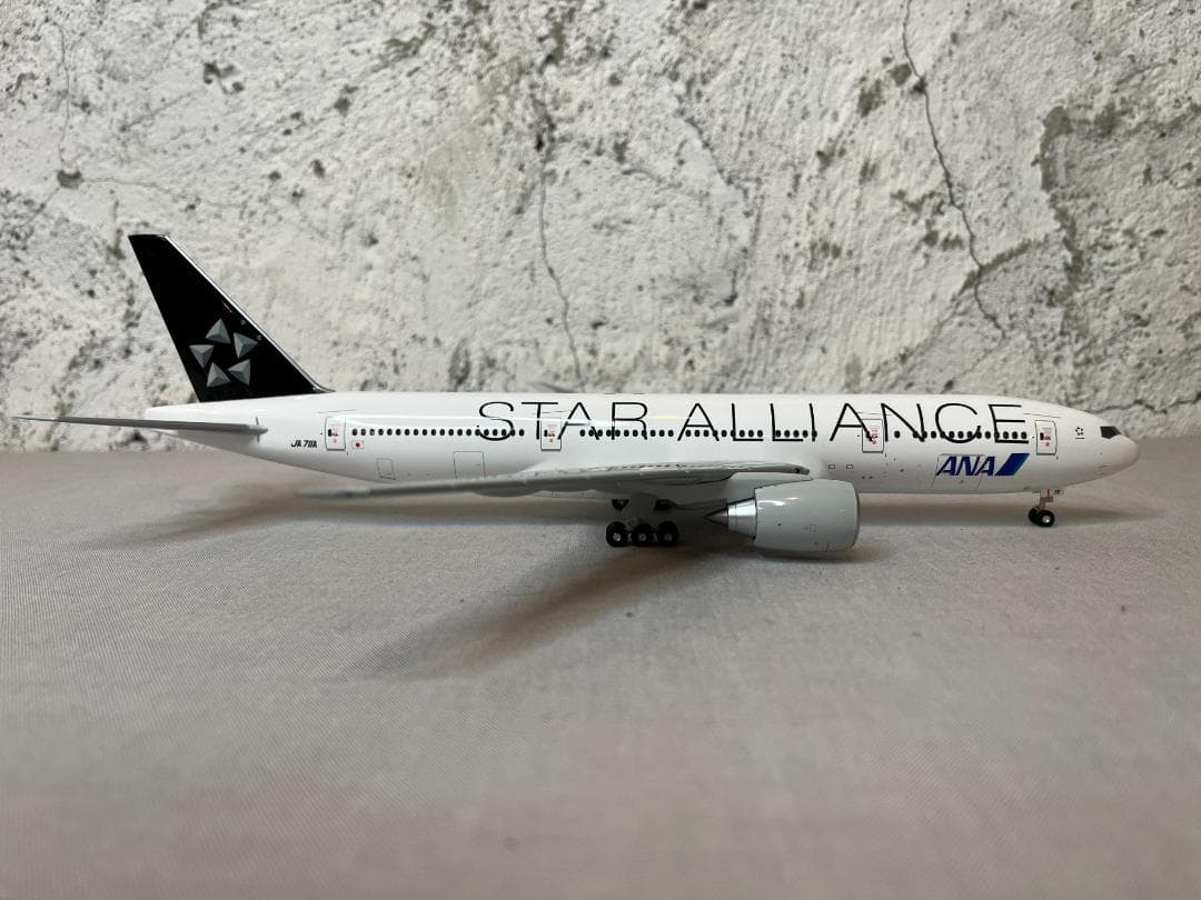 ANA　全日空商事　B777-200　STAR ALLIANCE　1/200