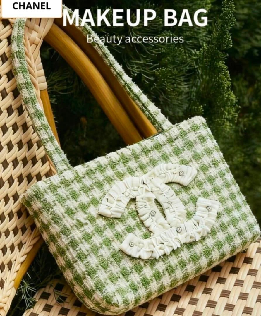 CHANEL メイクアップバッグ グリーン
