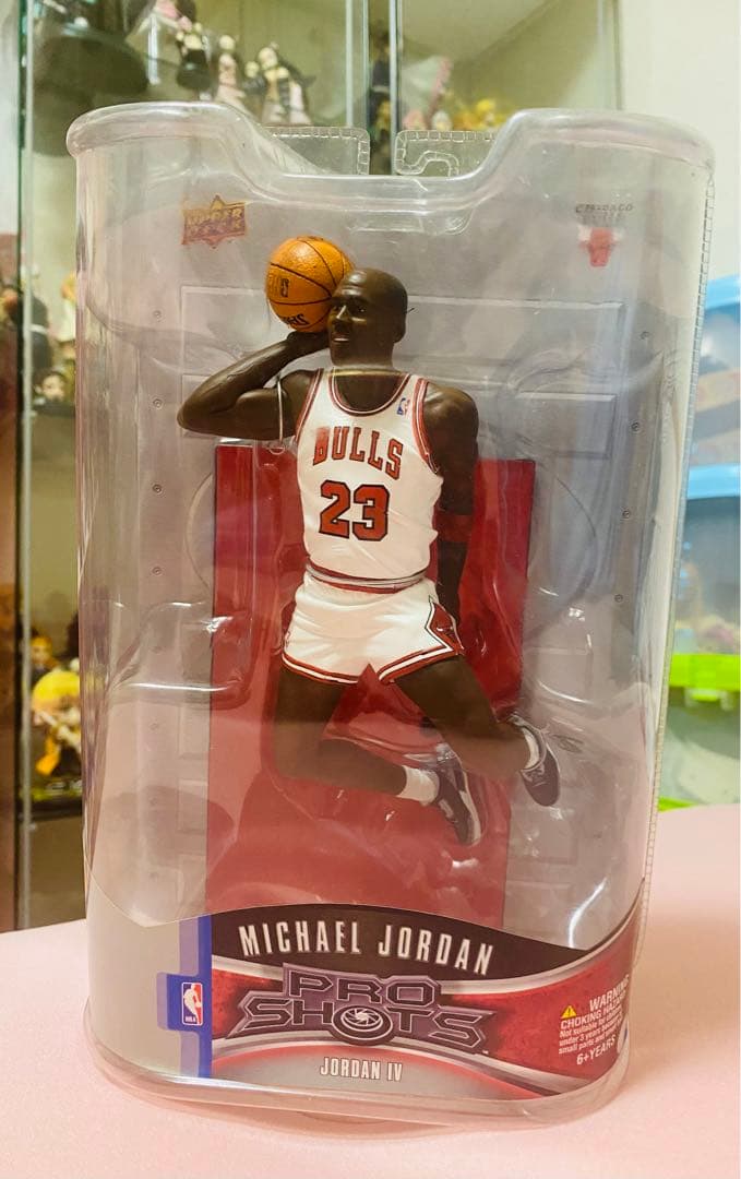 マイケル ジョーダン アッパー デッキ プロ ショット フィギュア