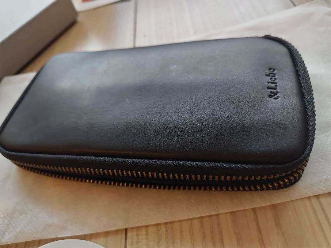 美品 &Liebe ジップペンケース ブラック