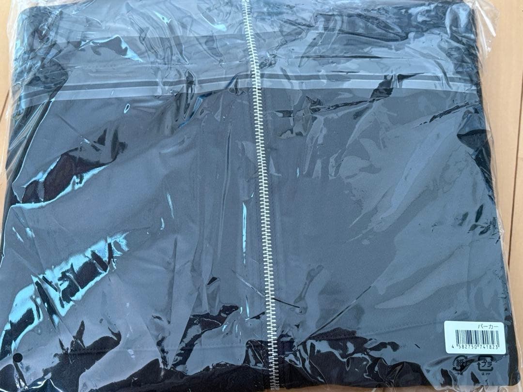 新品未開封　SixTONES MILESixTONES パーカー ツアーパーカー