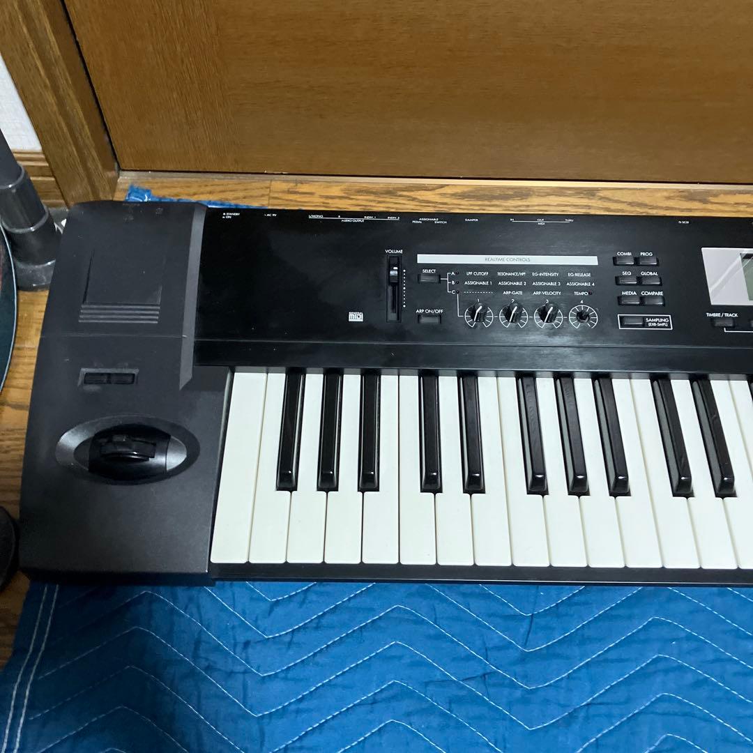 korg TR76 シンセサイザー