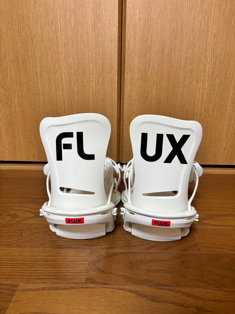 FLUX フラックス ホワイト ビンディング 白