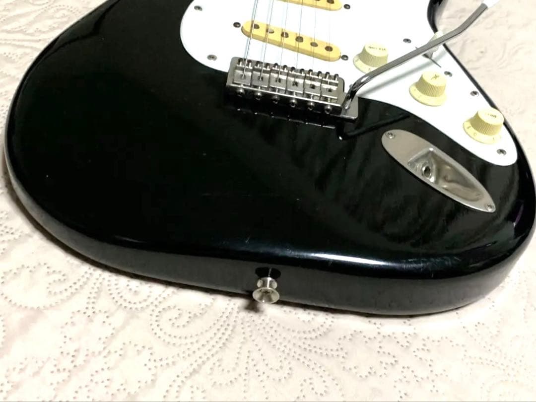 フェルナンデス ストラト エレキギター 石ロゴ ハードケース ジャパンビンテージ